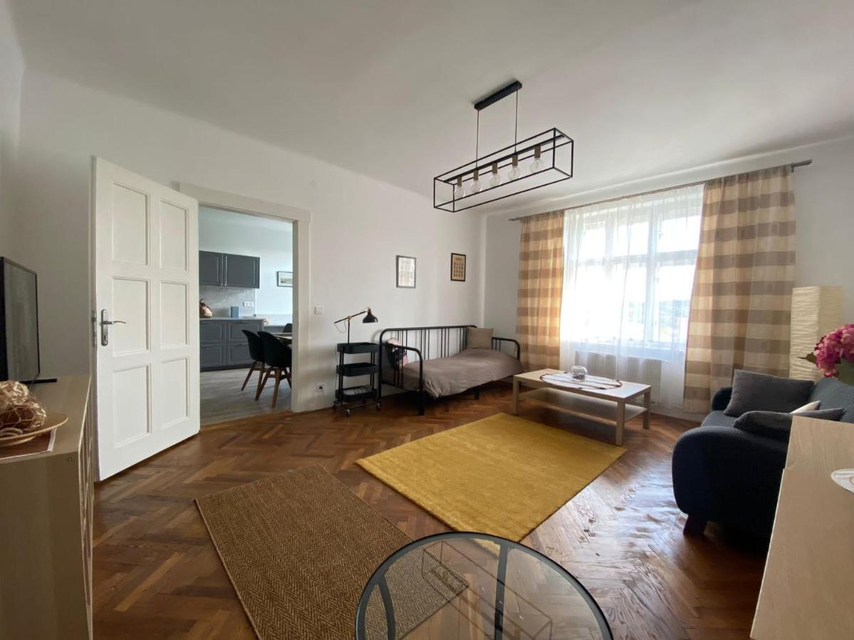 Apartman Xaveriova 프라하 외부 사진